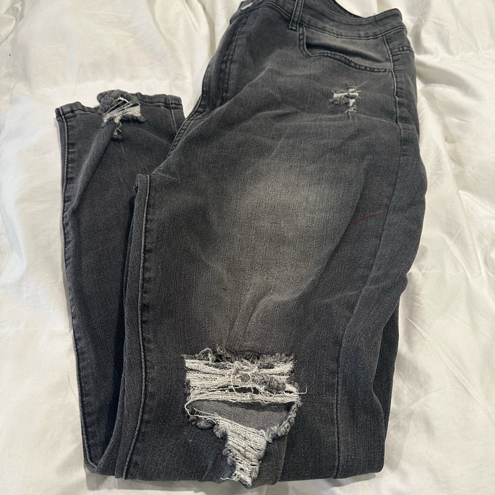 SHEIN Distressed Black Boyfriend Jeans - Picture 2 of 5